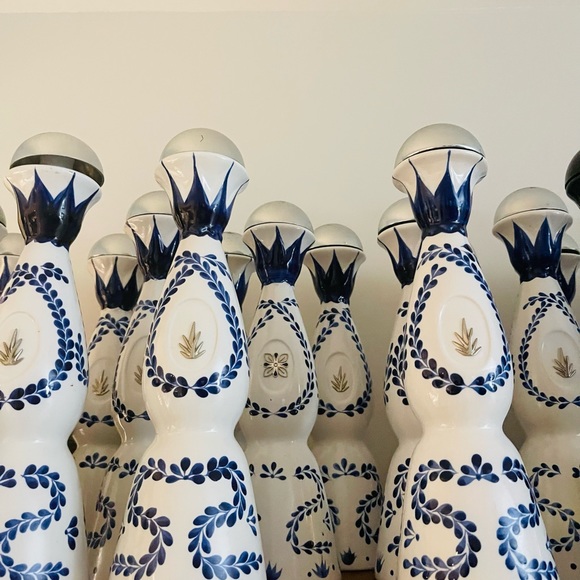 Clase Azul Reposado Tequila -Empty 750ml Hand Painted Beautiful Bottles - Picture 1 of 4